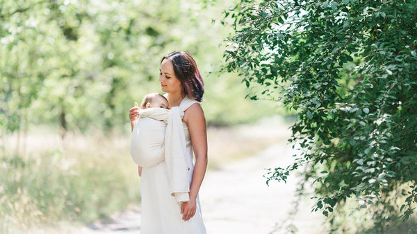 産後は汗っかきに？！水分補給は、ナチュラルなハーブティーで